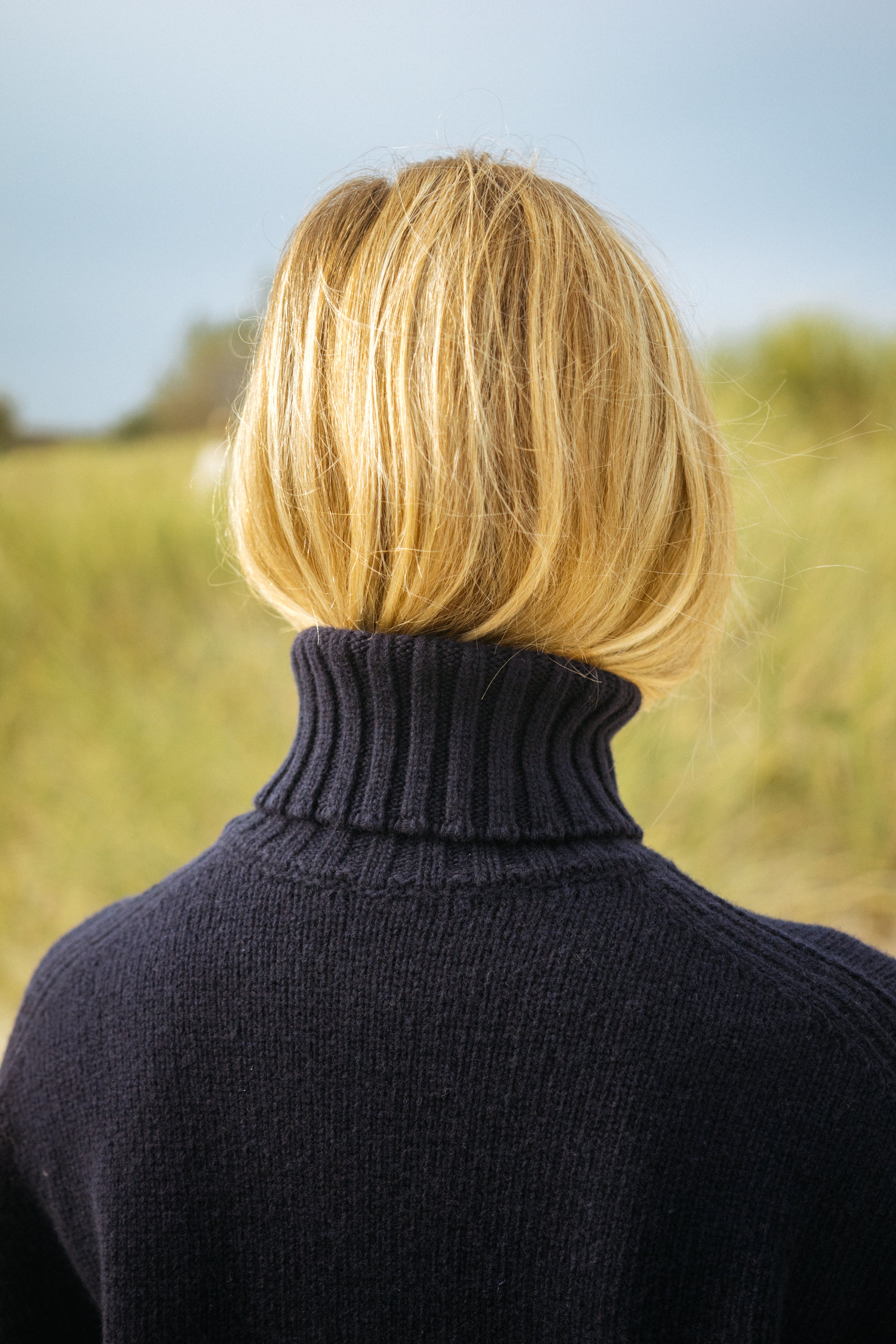 Damen Strickpullover mit Rollkragen in Dunkelblau von SALZWASSER