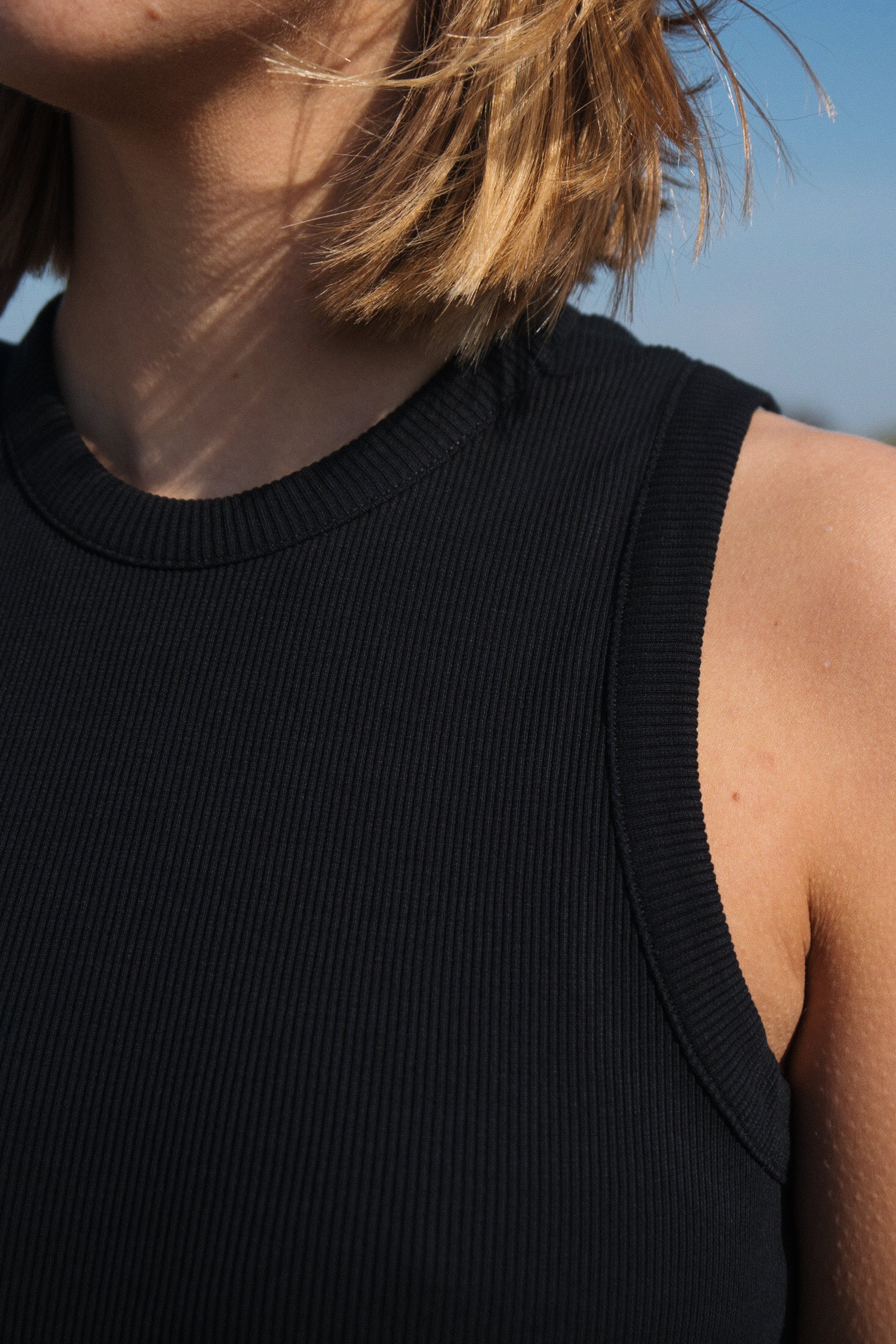 Faires SALZWASSER Top in Schwarz aus Bio-Baumwolle zu kaufen