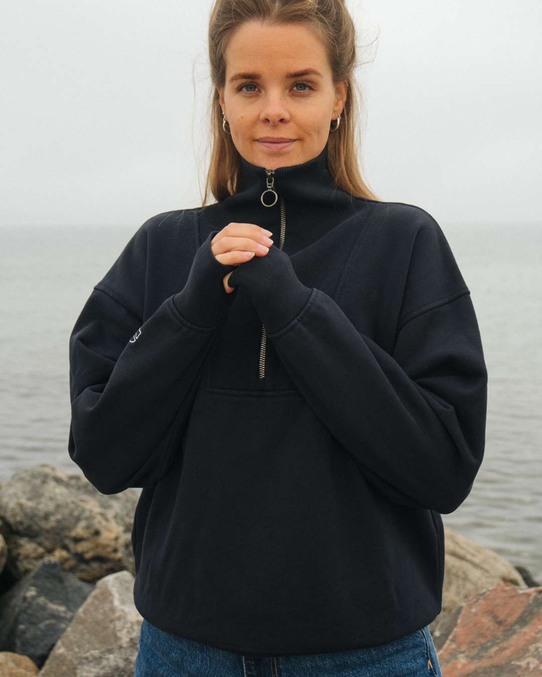 half_zip_sweater_damen_blau.jpg__PID:bd9e99c5-0ce6-4904-937e-db885fe6d79e