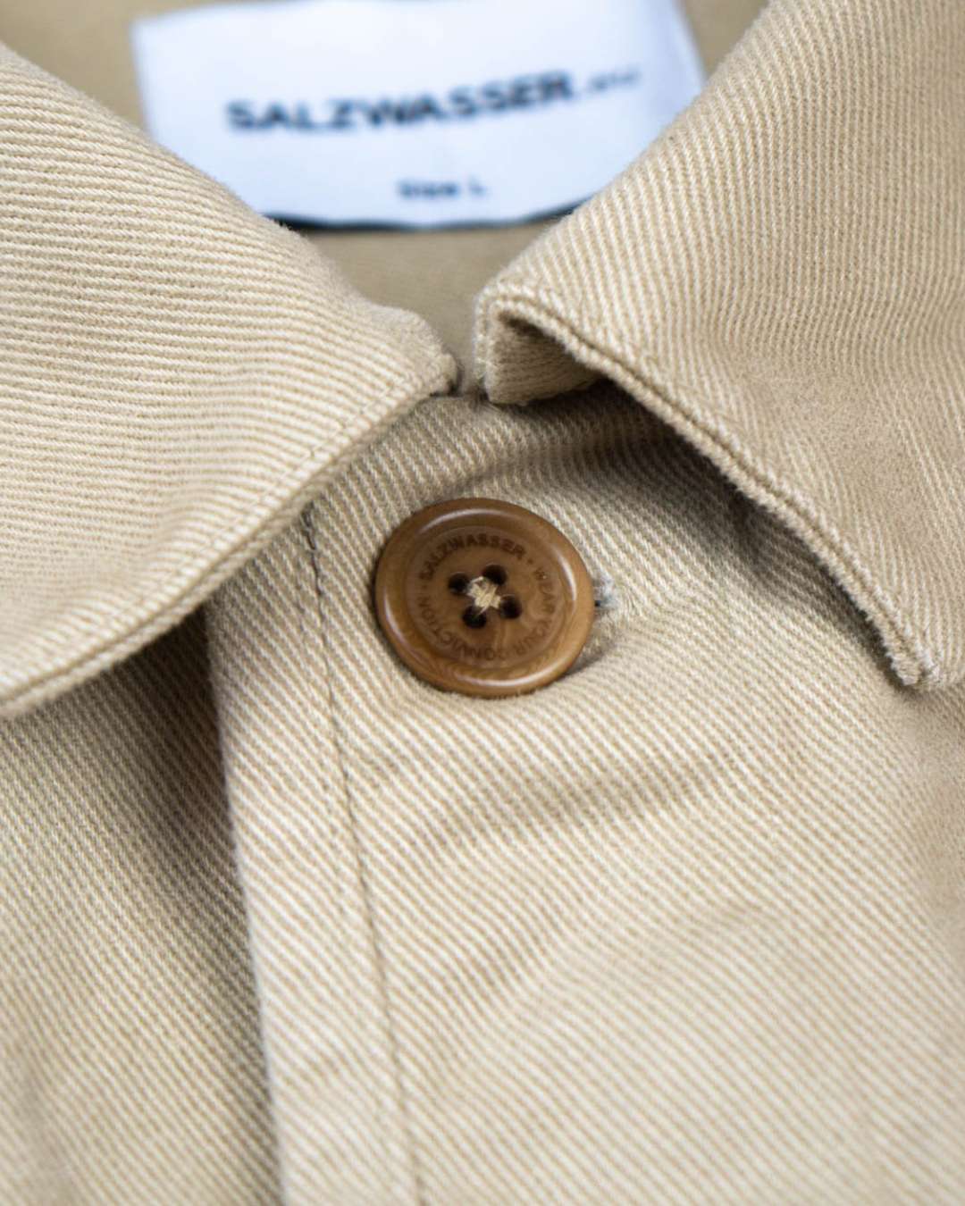 hemdjacken_aus_cotton_twill.jpg__PID:908017a2-a70c-48ad-a87f-e494ff268fe5