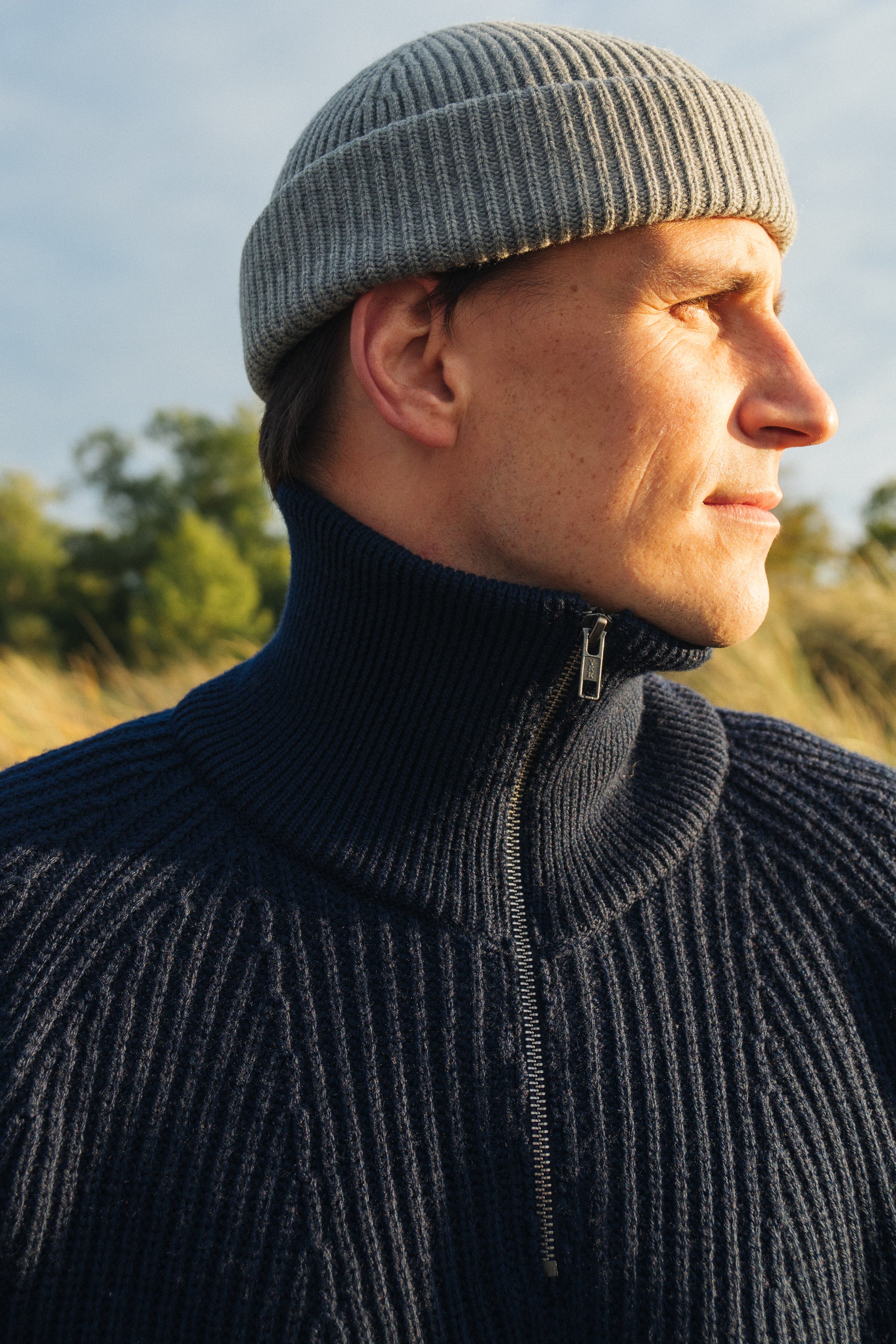 Troyer Seemann in Blau mit einem Reißverschluss