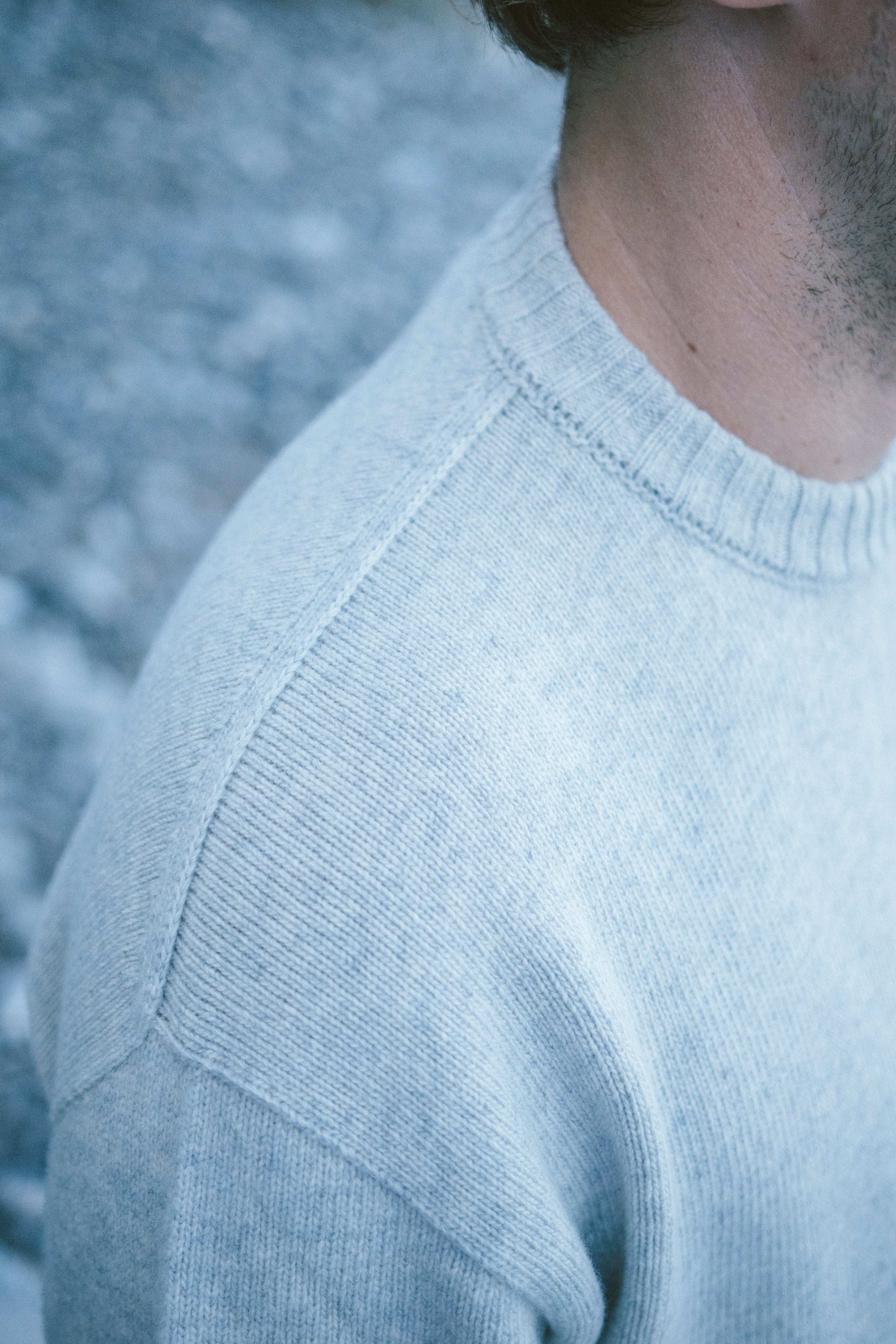 Seamless Wollpullover in Hellgrau hochwertig aus Italien