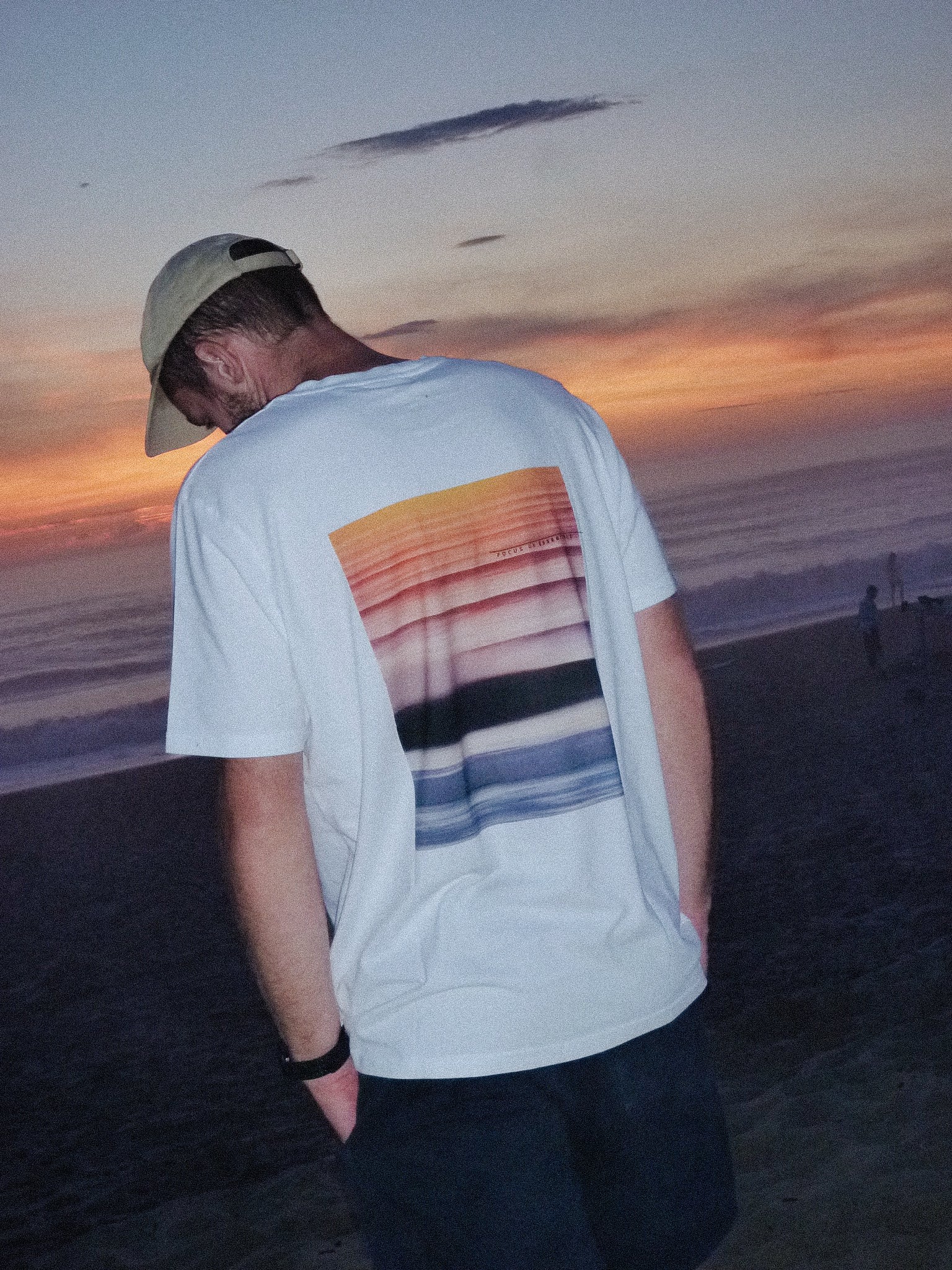 Nur jetzt: T-Shirt Sunset Waves