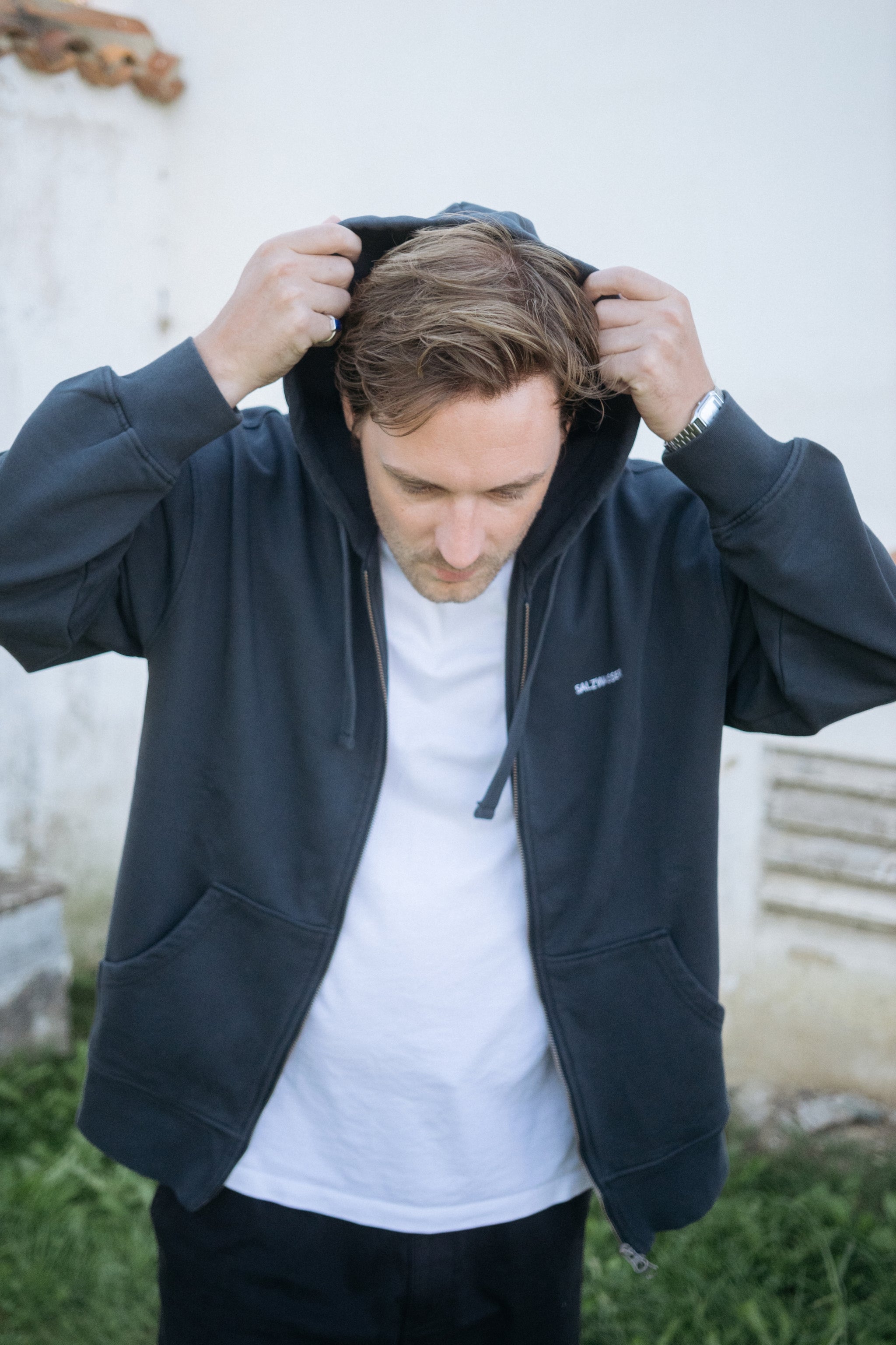 Graublauer Zip Hoodie von SALZWASSER