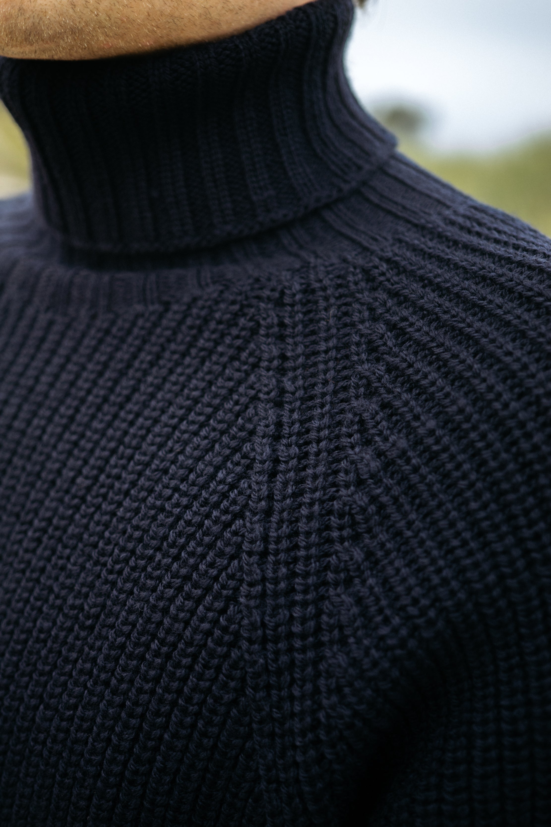Dicker Grobstrick Rollkragen aus Merinowolle von SALZWASSER
