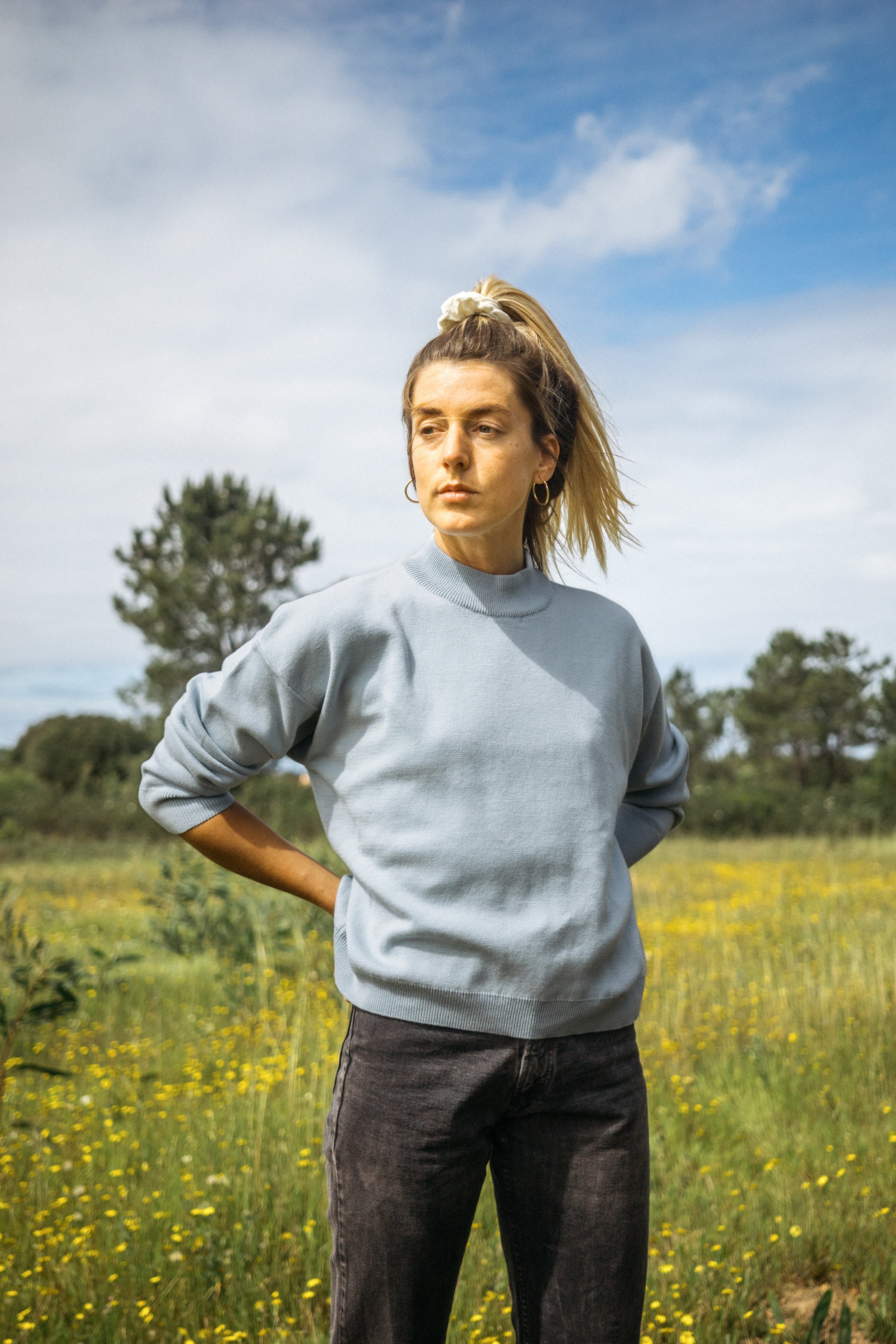 Strickpullover in Dusty Blue aus 100 % Bio-Baumwolle