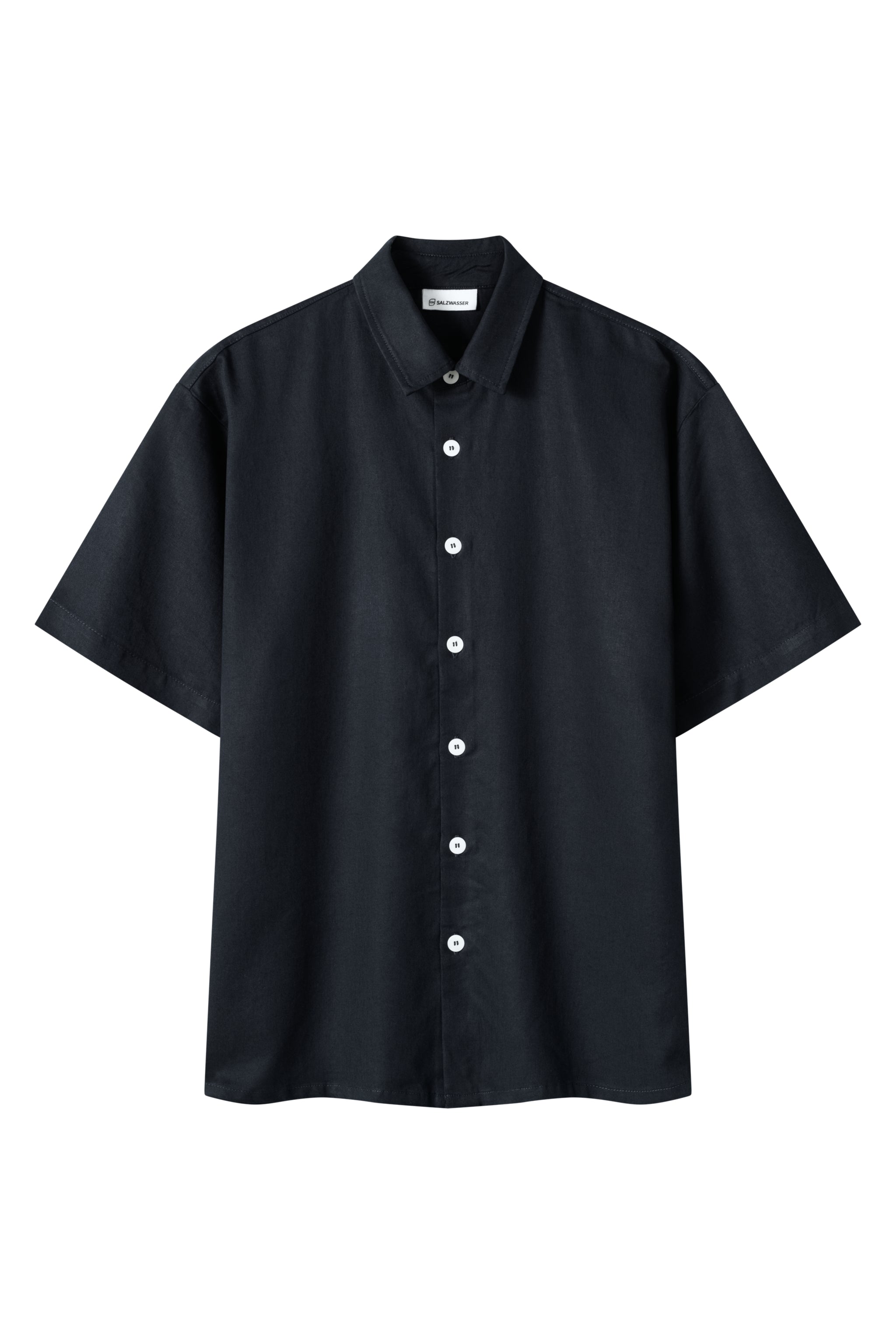 Dunkelblaues Unisex Kurzarm Hemd aus Leinen nachhaltig von SALZWASSER