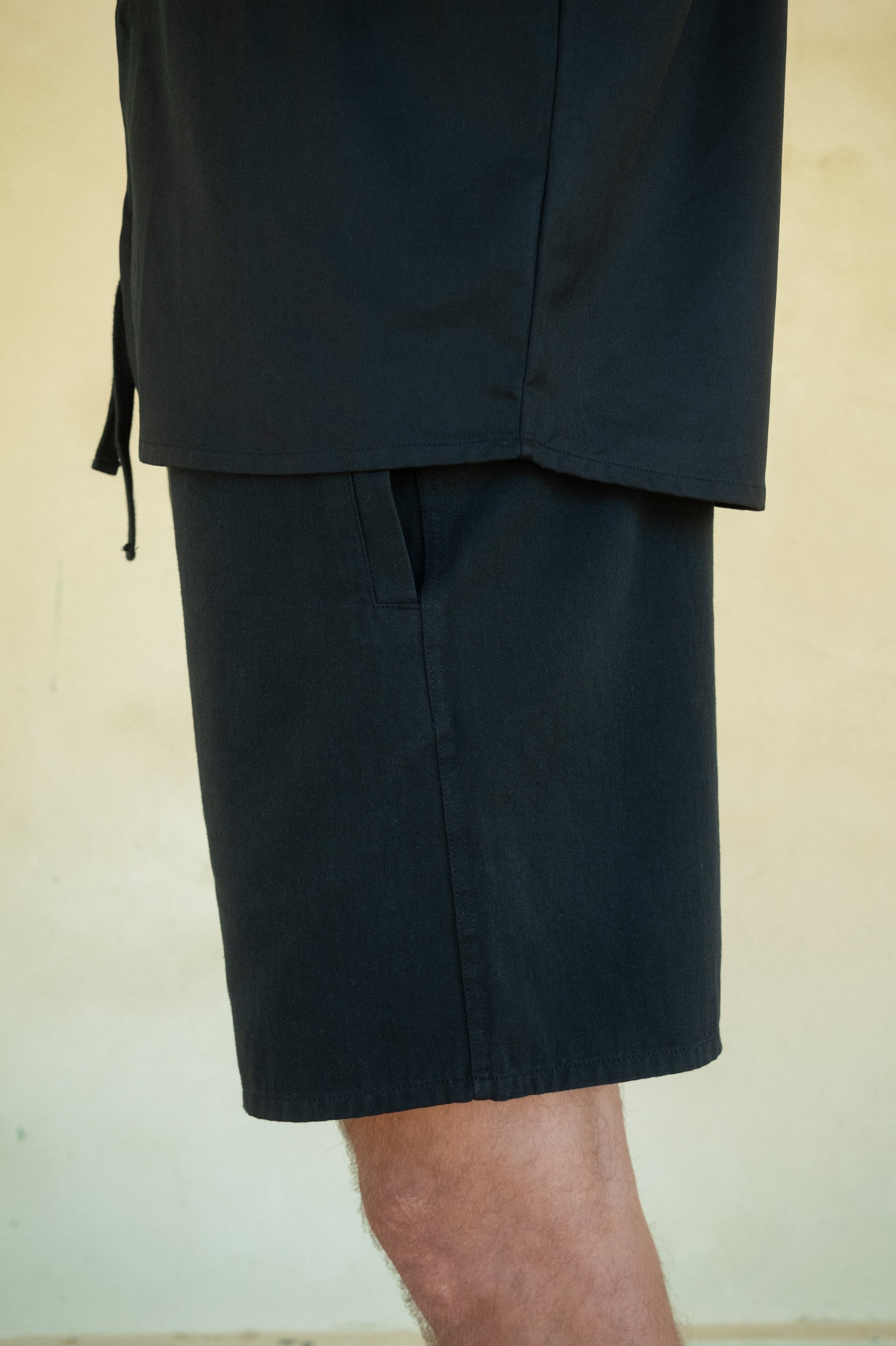 Herren Kurze Hose knielang in dunkelblau nachhaltig von SALZWASSER