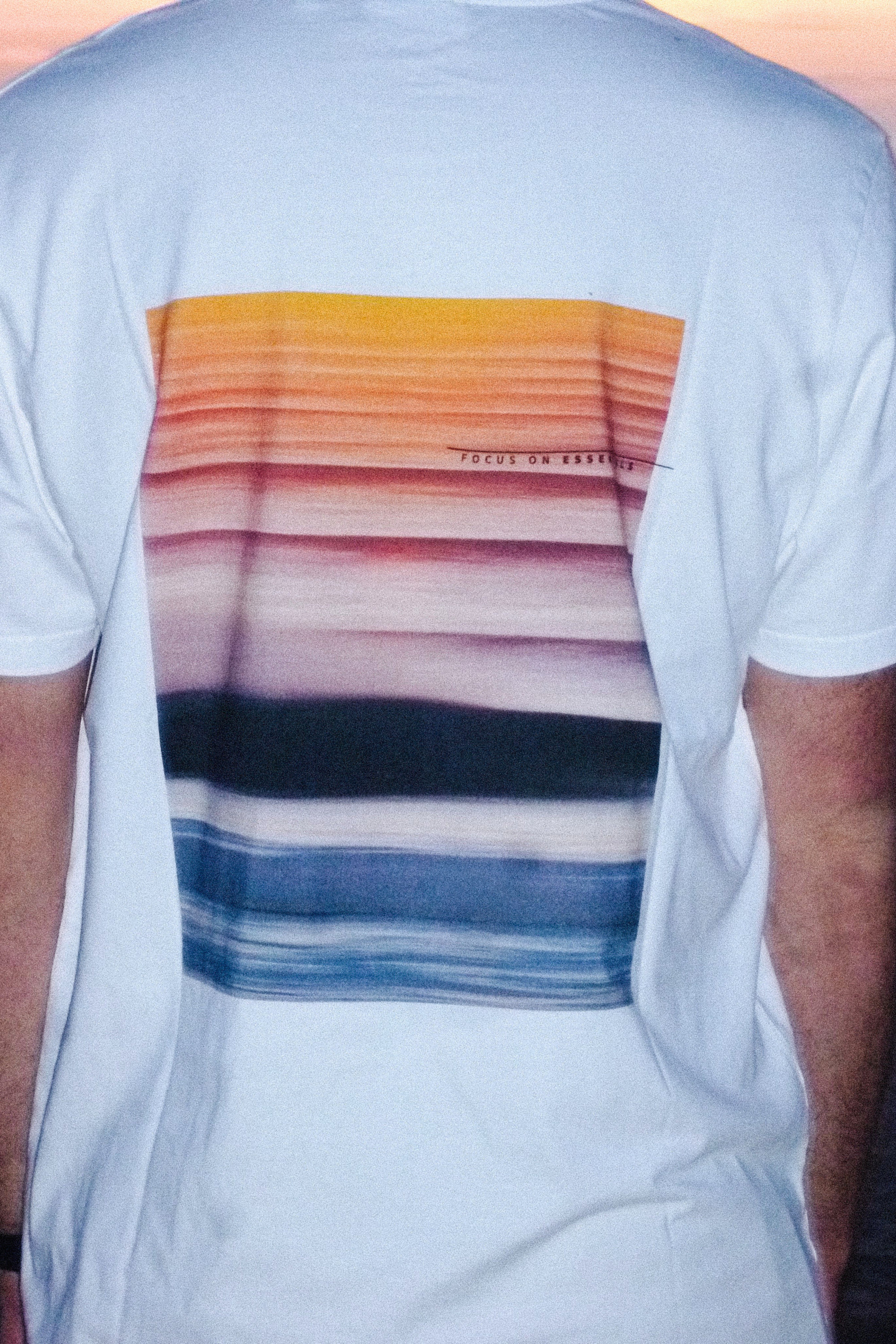Nur jetzt: T-Shirt Sunset Waves