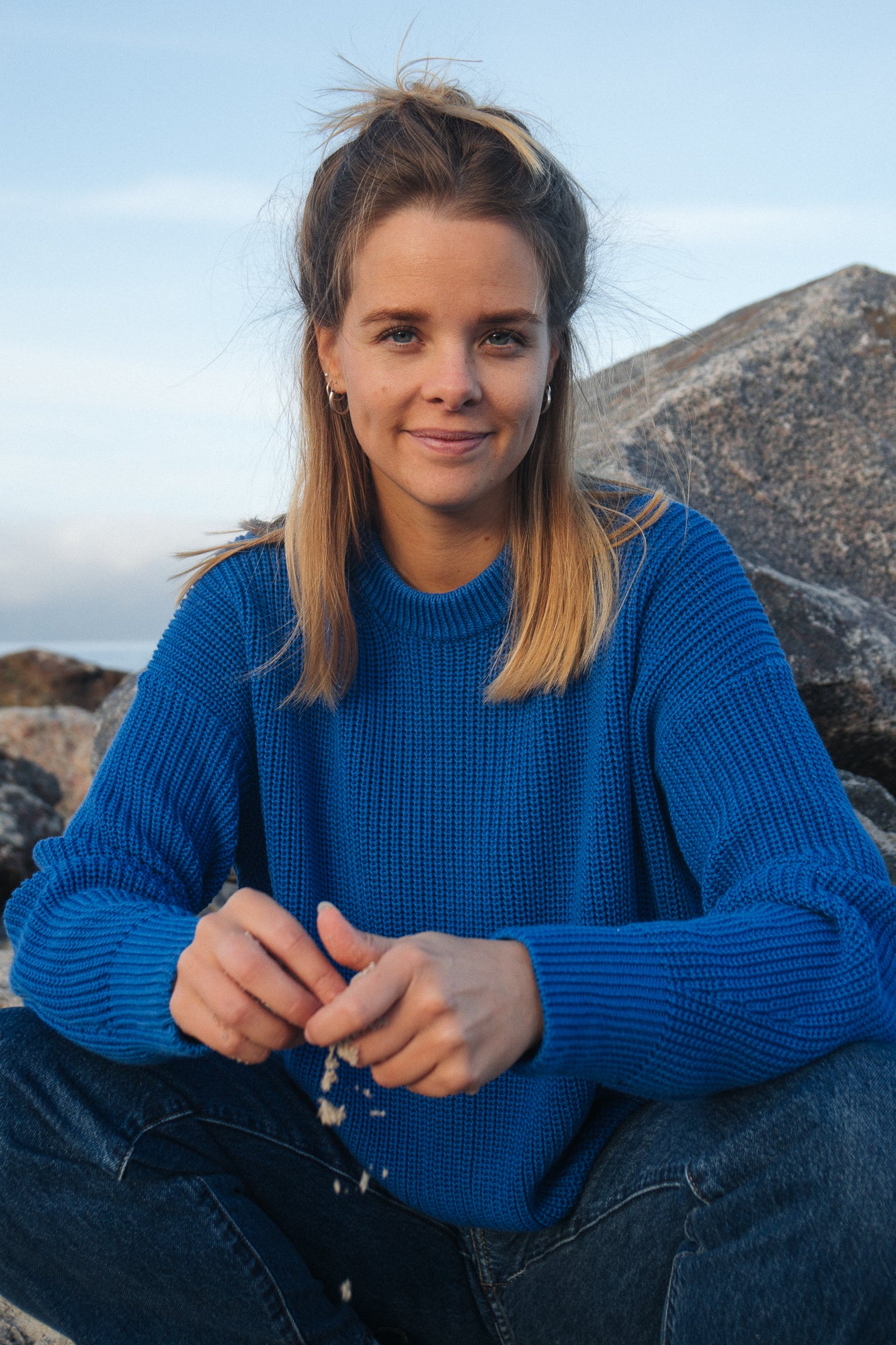 strickpullover_damen_königsblau_biobaumwolle_salzwasser-75.jpg__PID:2c7d2ec3-bdb7-4b44-b73c-c9c6a7500c5e