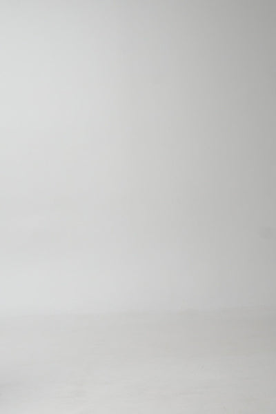 schlichtes und nachhaltiges T-Shirt in Indigo Blau von SALZWASSER aus Hamburg