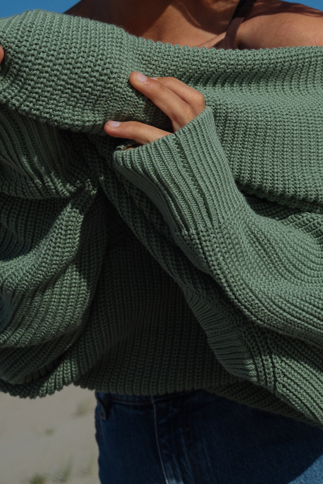 Hochwertiger Grobstrickpullover in Salbei von SALZWASSER